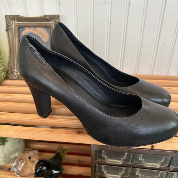 Eileen Fisher Black Leather Round Toe High Heel Pumps Size 11 - Picture 4 of 8